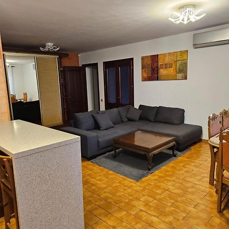 Bulevardul Constantin Negruzzi 2/6 Kiszyniów Zewnętrze zdjęcie