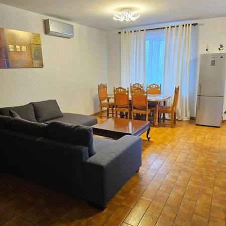 Bulevardul Constantin Negruzzi 2/6 Kiszyniów Zewnętrze zdjęcie