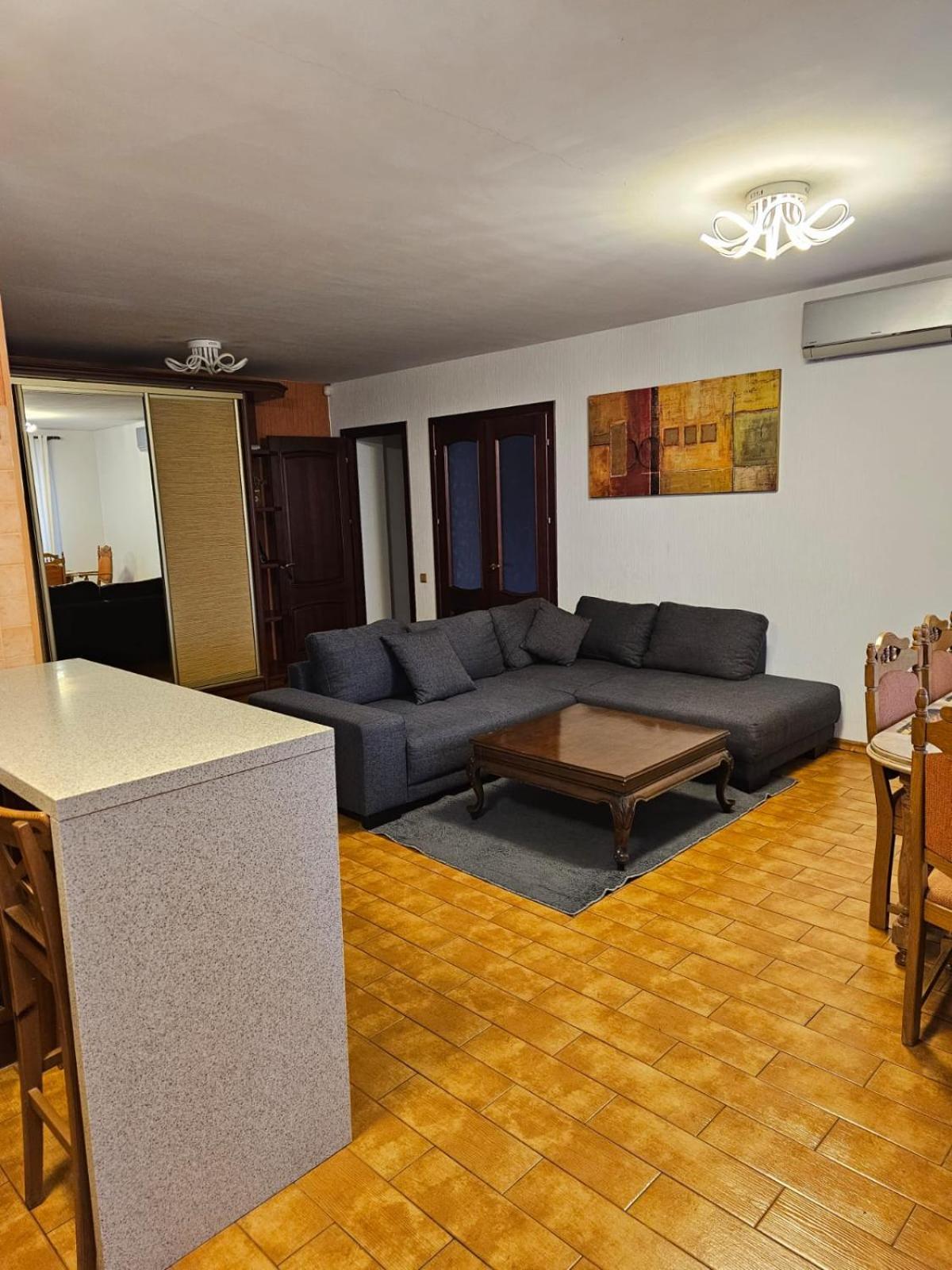 Bulevardul Constantin Negruzzi 2/6 Kiszyniów Zewnętrze zdjęcie